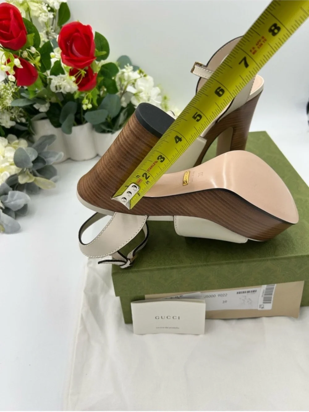 Women’s Gucci interlocking GG leather platform sandals size 39 made in Italy. - Picture 11 of 11